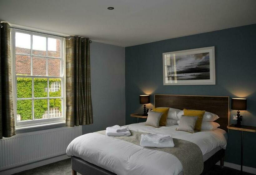 스탠다드 룸, The Coach