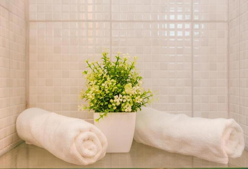 Quarto Deluxe Vista Piscina, The Retreat Khaolak Resort   Sha Extra Plus