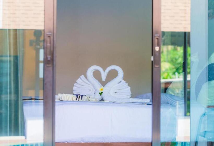 Номер Deluxe Вид на Бассейн, The Retreat Khaolak Resort   Sha Extra Plus