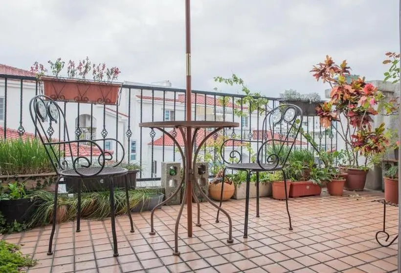 اتاق استاندارد چهارنفره با بالکن, Mallorca Homestay