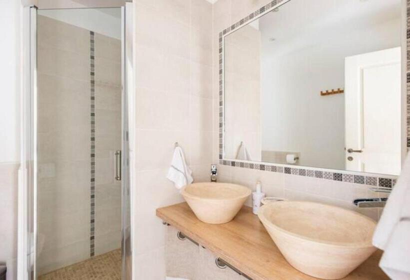 家庭套房, B&b Des Histoires D Anges Côté Jardin Accueil Vélo