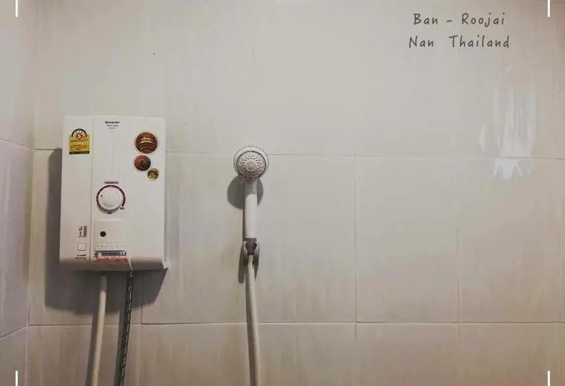 スタンダードルーム, Ban Roojai