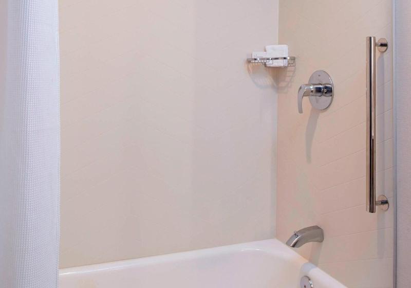 חדר סטנדרט עם מיטת קינג, Fairfield Inn & Suites By Marriott Columbus, In