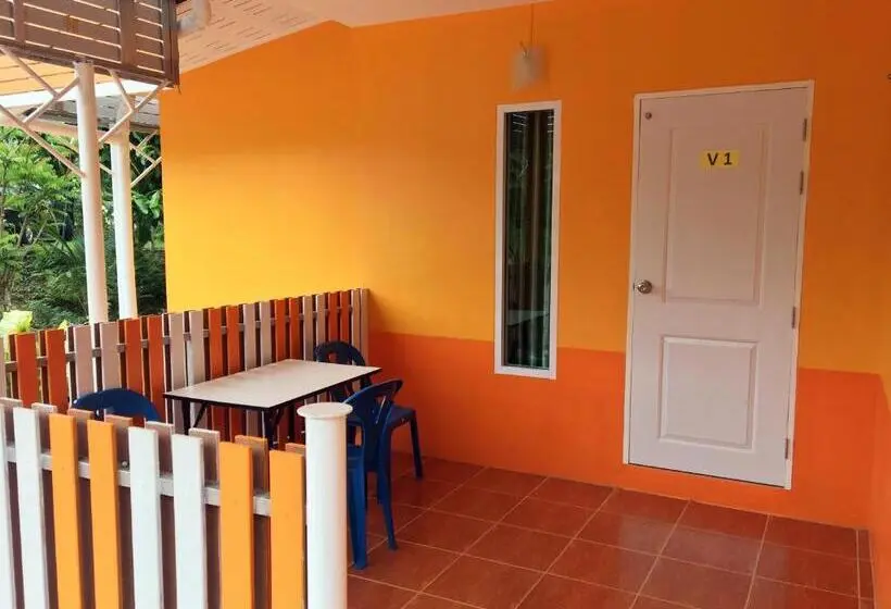 Economy Triple Room, Go Green Resort