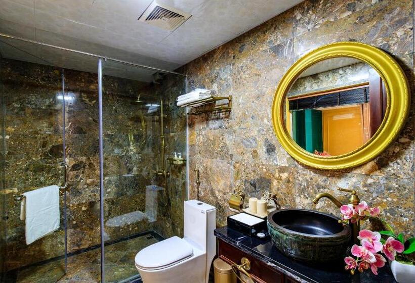 Deluxe Familie Værelse, Clover Sapa