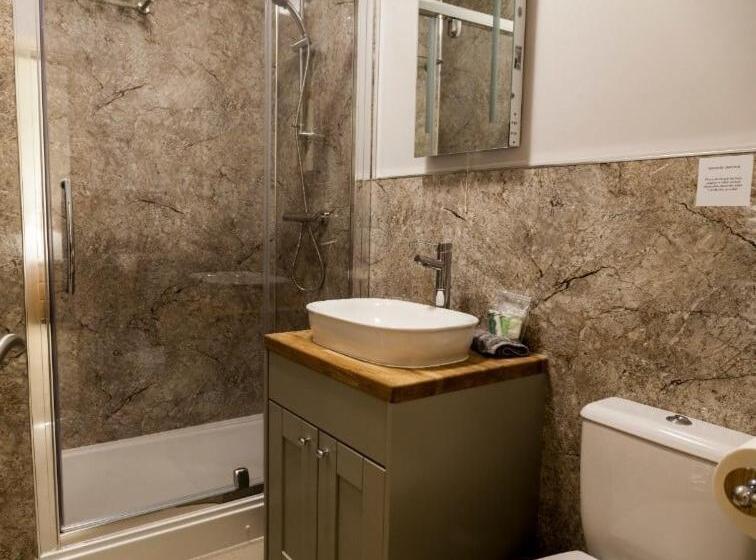 חדר סטנדרט עם מיטת קינג, Parkers House Bed & Breakfast