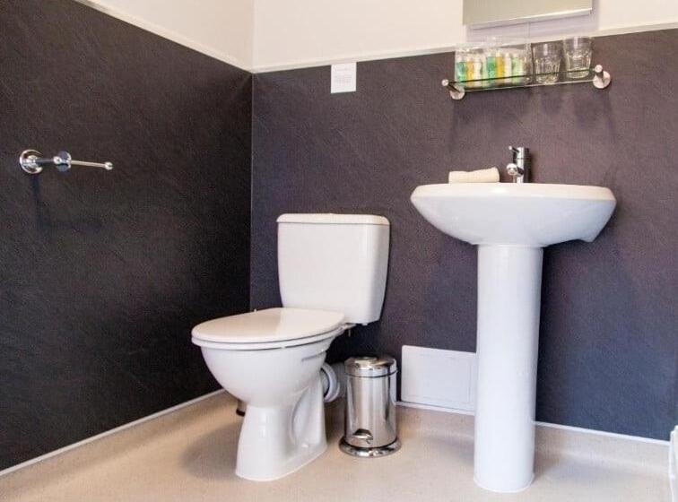 חדר דחוקס עם מיטת קינג, Parkers House Bed & Breakfast