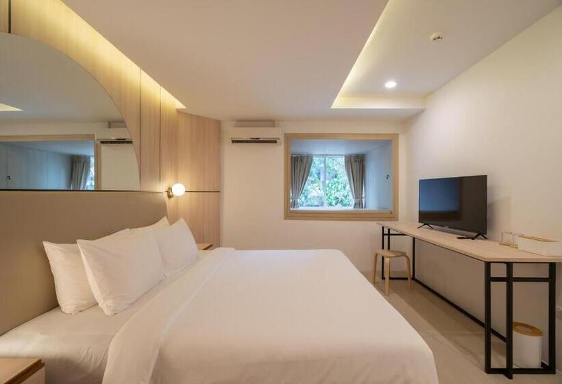 스탠다드 룸 킹사이즈 침대, Bedline Hotel   Sha Certified