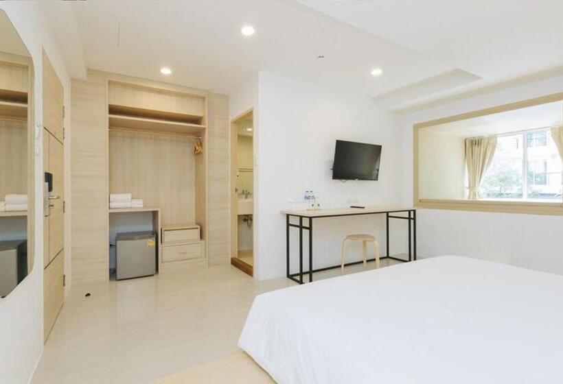 디럭스 룸, Bedline Hotel   Sha Certified