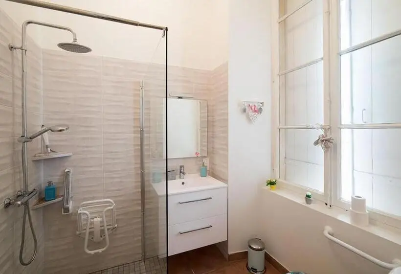 スイート（家族用）, Chambre D Hotes La Maison De Maître