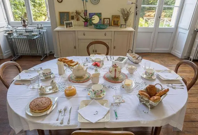 デラックススイート, Chambre D Hotes La Maison De Maître