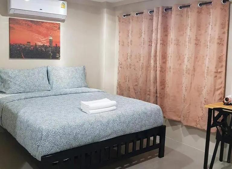 اتاق استاندارد, Checkin Hostel @ Donmuang Airport