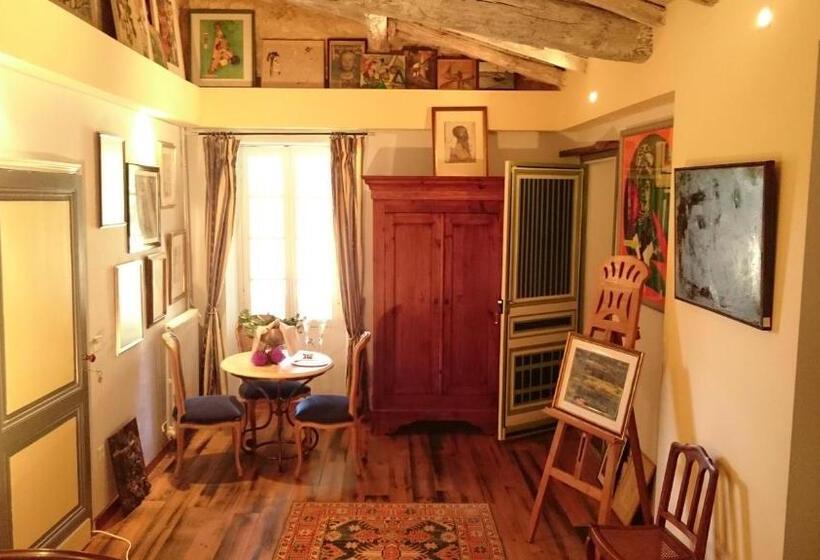 استودیو استاندارد با چشمانداز باغ, Domaine Mongiron