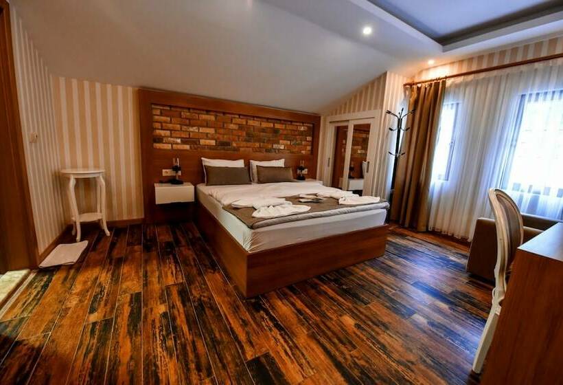 اتاق لوکس, Serah Residence