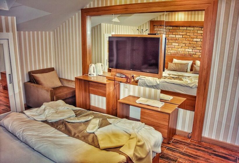 Deluxe Room, Serah Residence
