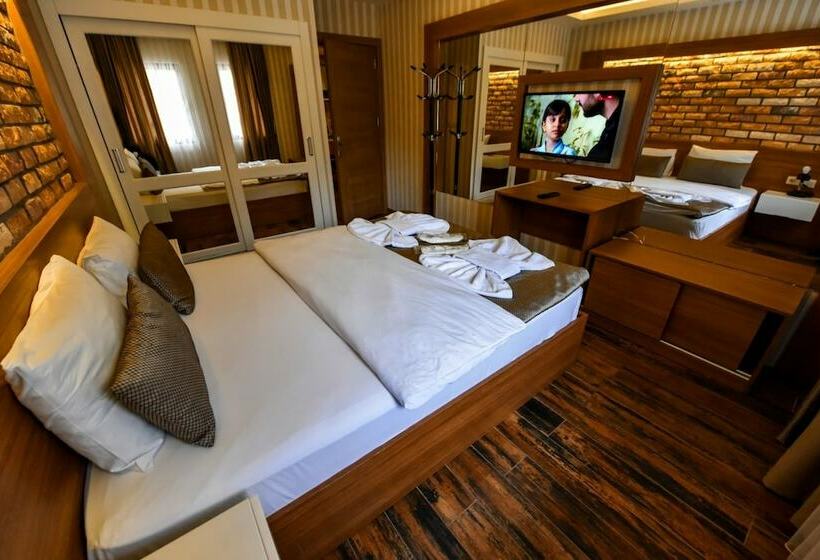 اتاق لوکس, Serah Residence