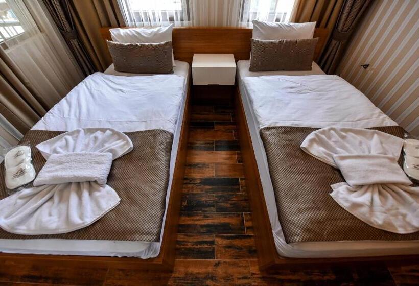 آپارتمان 2 خوابه, Serah Residence