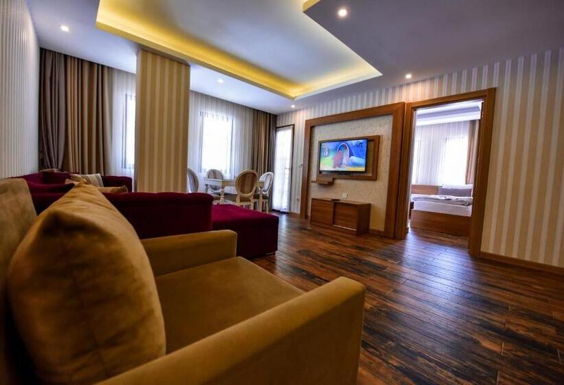 آپارتمان 2 خوابه, Serah Residence