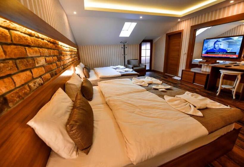 سوئیت با تخت بزرگ, Serah Residence