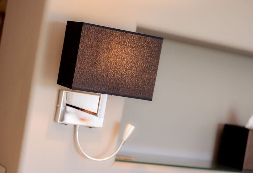 디럭스 스위트, 1692 Wasdale