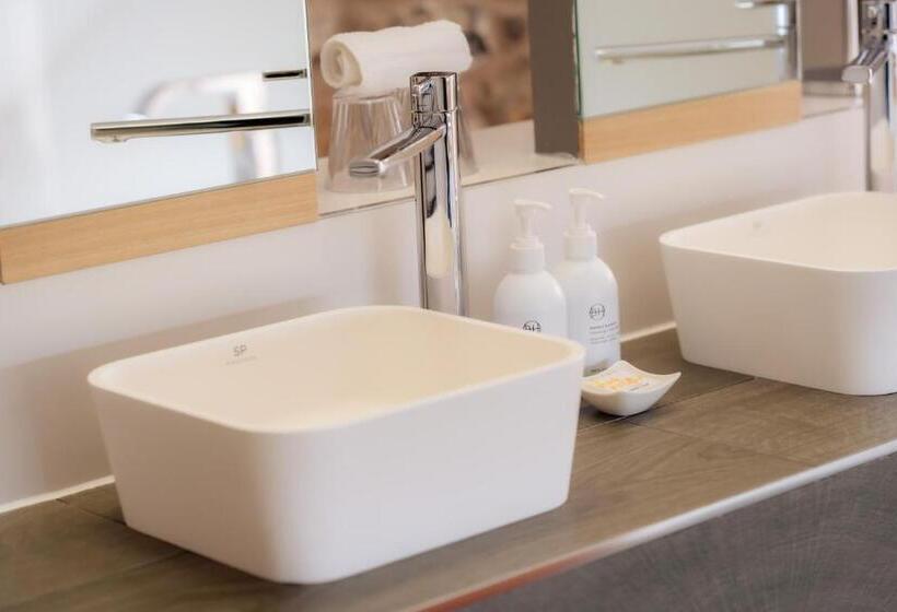 디럭스 스위트, 1692 Wasdale