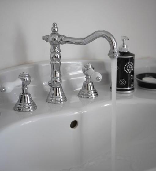 ファミリールーム, Le Moulin Des Sources