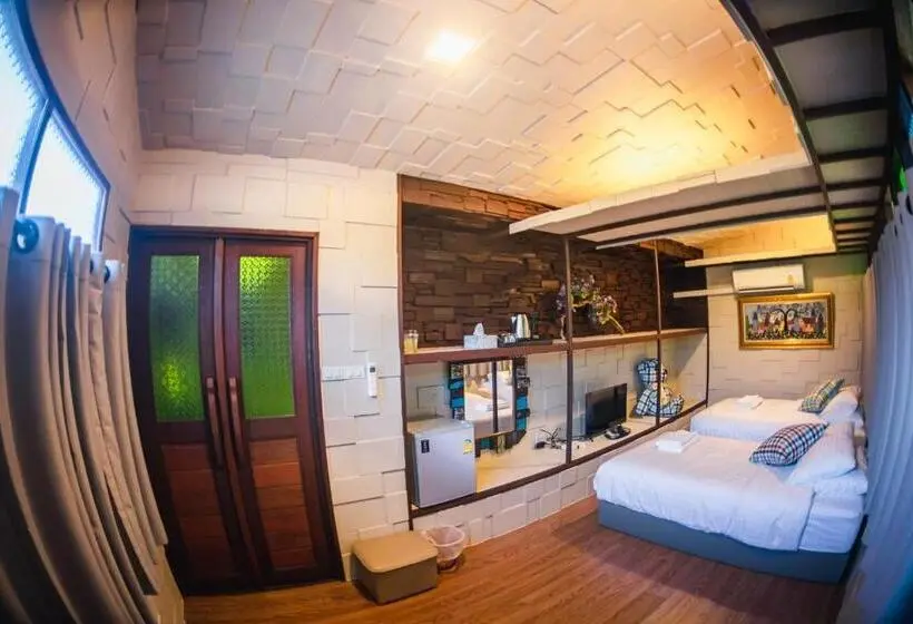スタンダードルーム, Suankaew Art Cottage