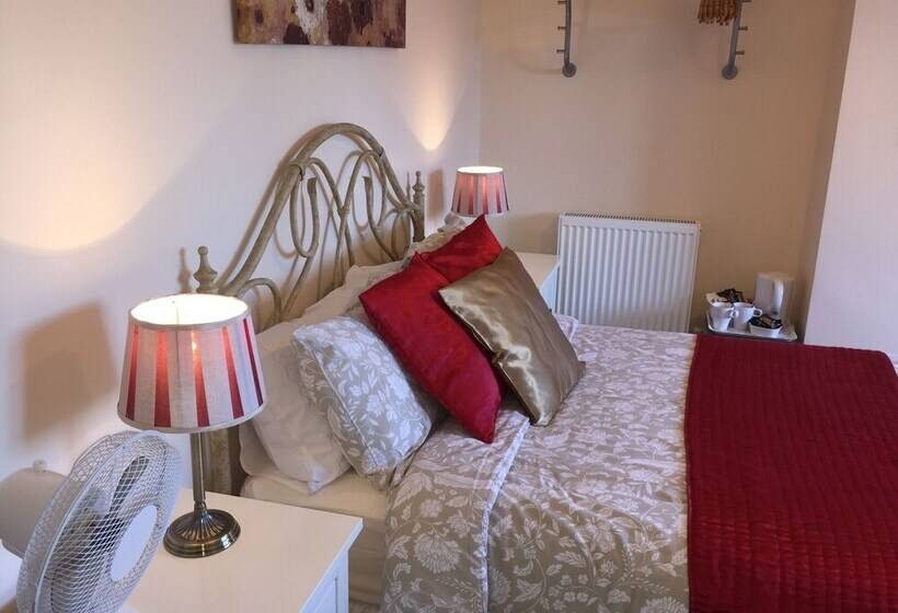 חדר סטנדרט, Shrubbery Guest House