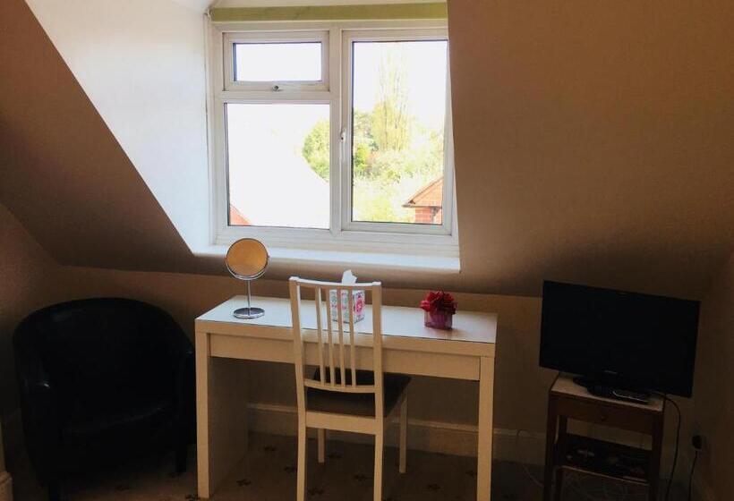 חדר סטנדרט, Shrubbery Guest House