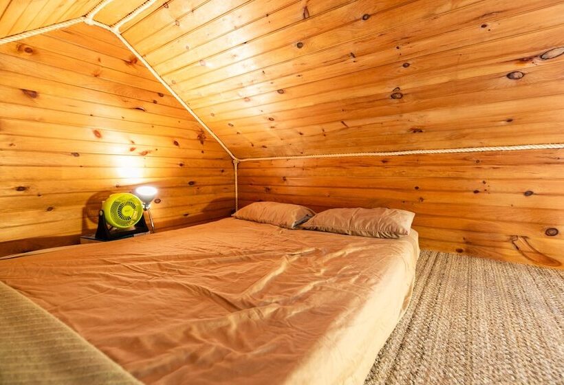 キャビン, Walnut Canyon Cabins