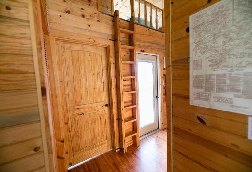 スーペリアトリプルルーム, Walnut Canyon Cabins