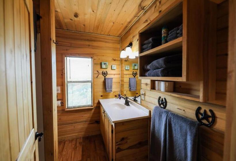 スーペリアトリプルルーム, Walnut Canyon Cabins