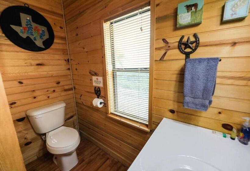 اتاق سوپریور سه تخته, Walnut Canyon Cabins