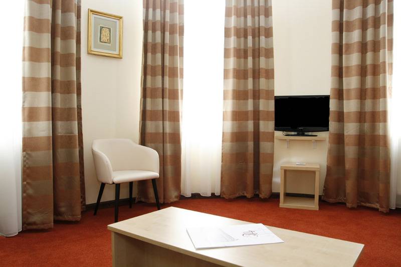 آپارتمان سوپریور 1 خوابه, Capitol