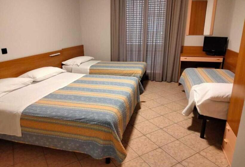 اتاق استاندارد چهار تخته, Dogana