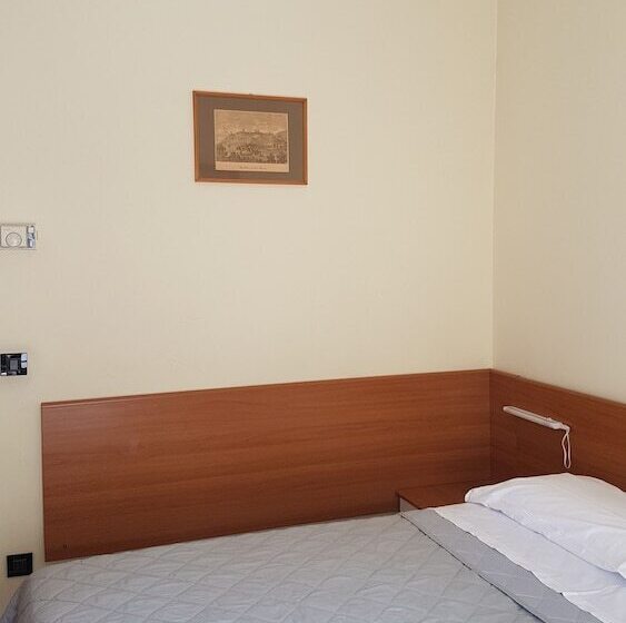 اتاق استاندارد, Dogana