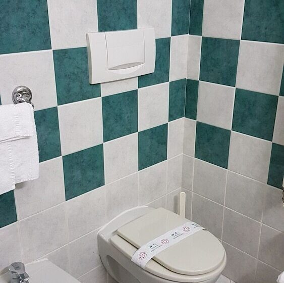 اتاق استاندارد یک نفره, Dogana