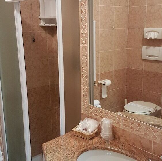 اتاق استاندارد چهار تخته, Dogana