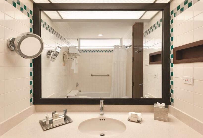 سوییت, Hilton Ponce Golf & Casino Resort