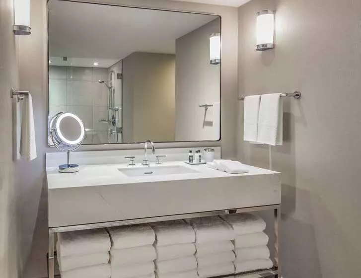 اتاق استاندارد با چشم‌انداز دریا, Hilton Ponce Golf & Casino Resort