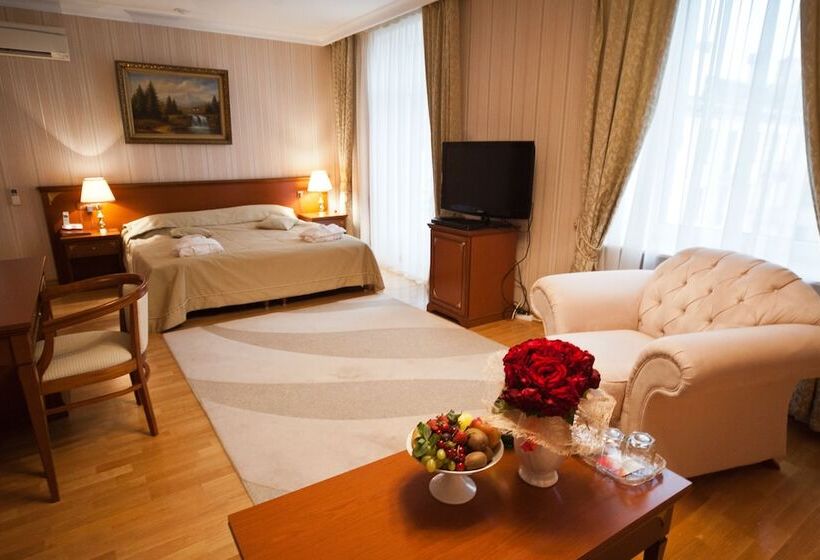 سوییت, Intourist Stavropol