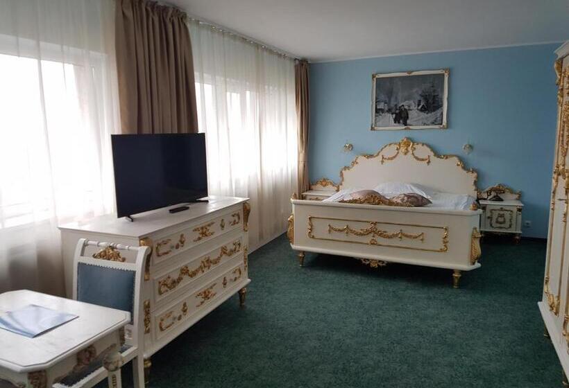 Номер Deluxe, Moldova