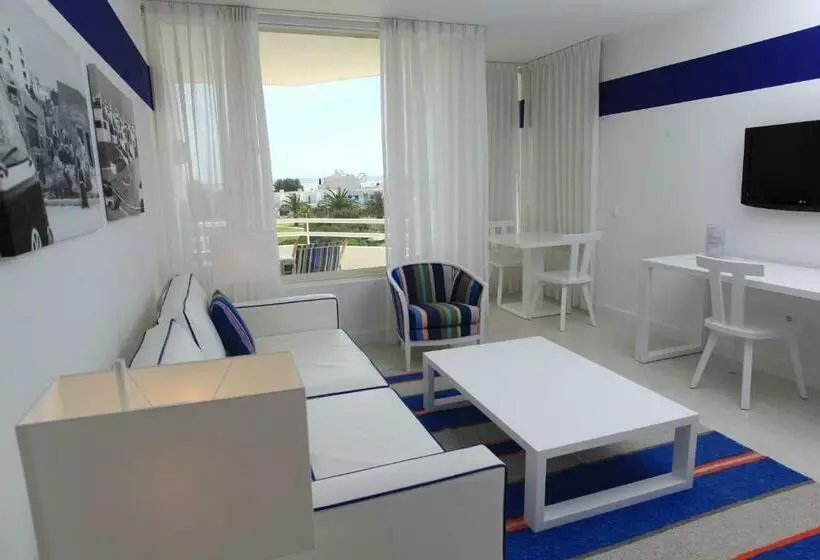 آپارتمان 1 خوابه با چشمانداز استخر, Prainha Clube