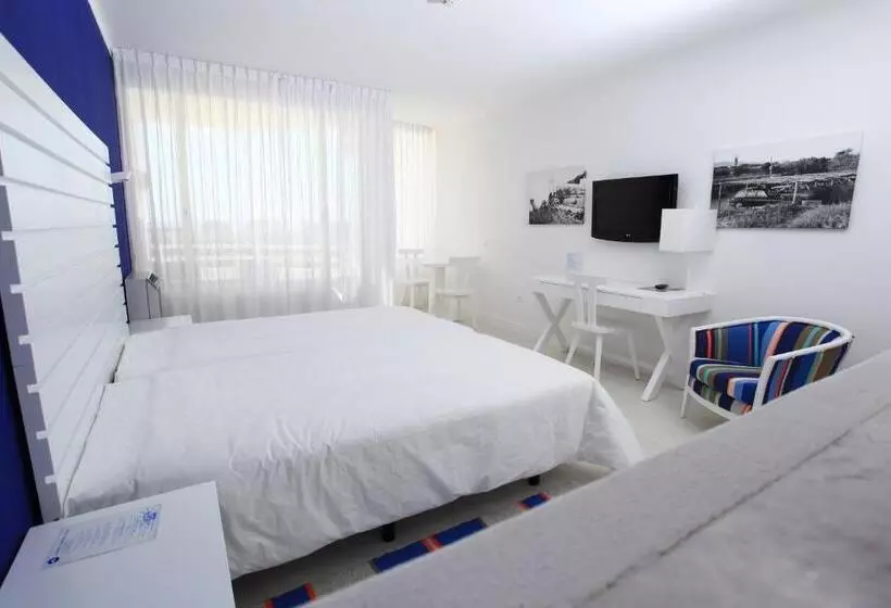 استودیوی استاندارد با چشمانداز دریا, Prainha Clube