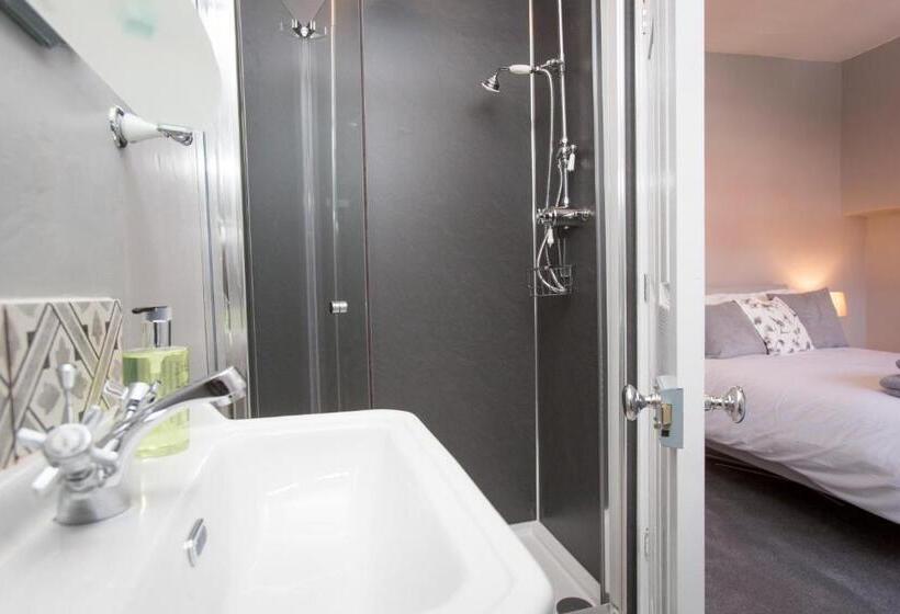 Номер Стандарт Вид на Сад, Fernleigh