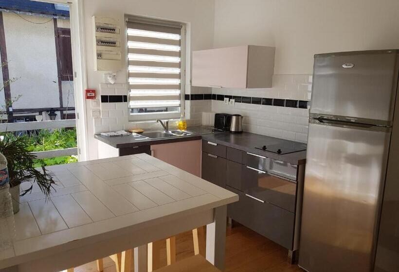 침실 2개 아파트, Les Cabines