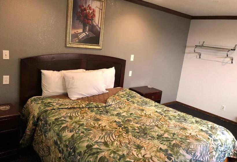 חדר סטנדרט עם מיטת קינג, Starlight Inn, Valley Blvd   Downtown La
