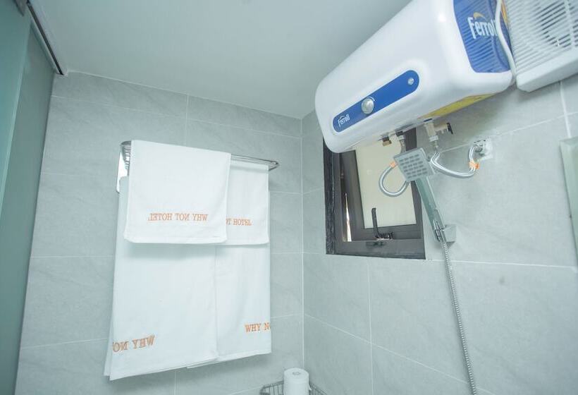 اتاق لوکس با چشمانداز دریا, Why Not Hostel