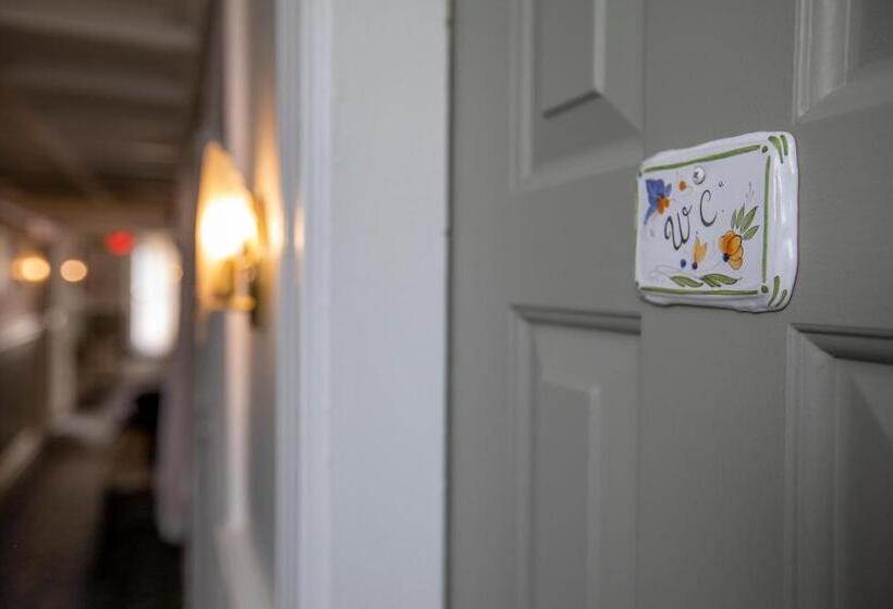 غرفة قياسية رباعية حمام مشترك, Hayes Valley Inn