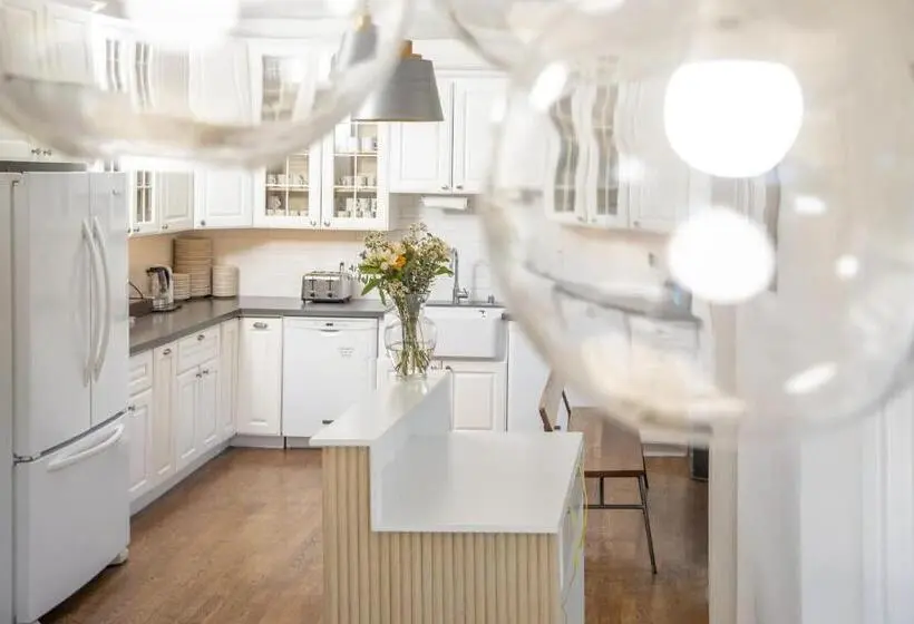 اتاق استاندارد چهارنفره با سرویس بهداشتی مشترک, Hayes Valley Inn